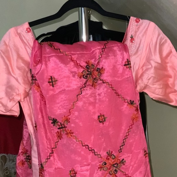 Punjab baby pink kurta set very beautiful - Picture 2 of 3